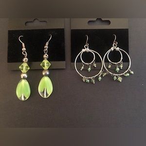 2 pairs Earrings